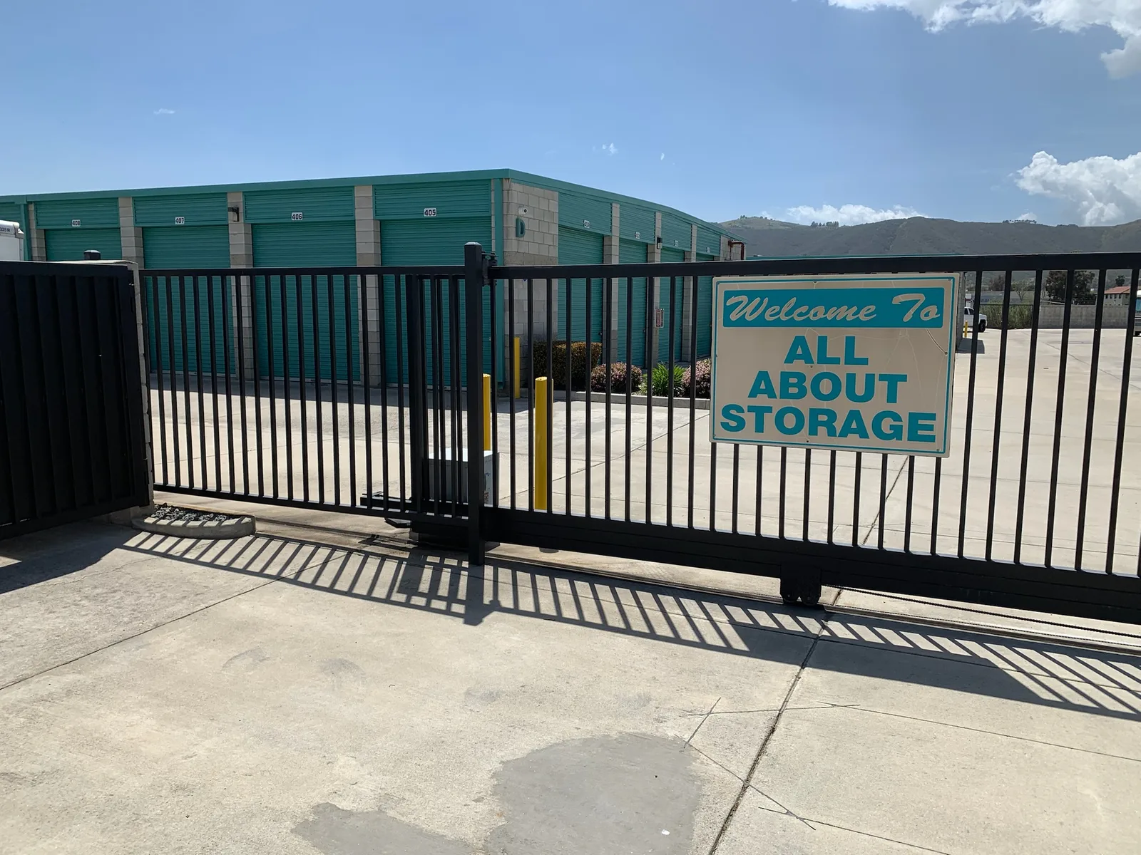 Automatic sliding gate installation in San Diego