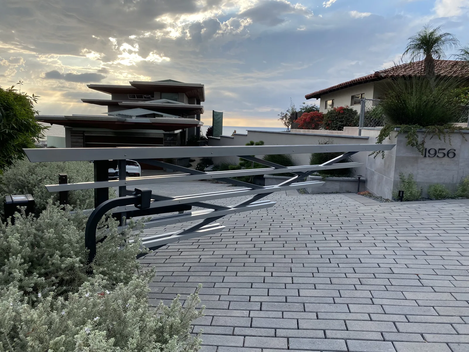 Gate automation installation in Riverside County